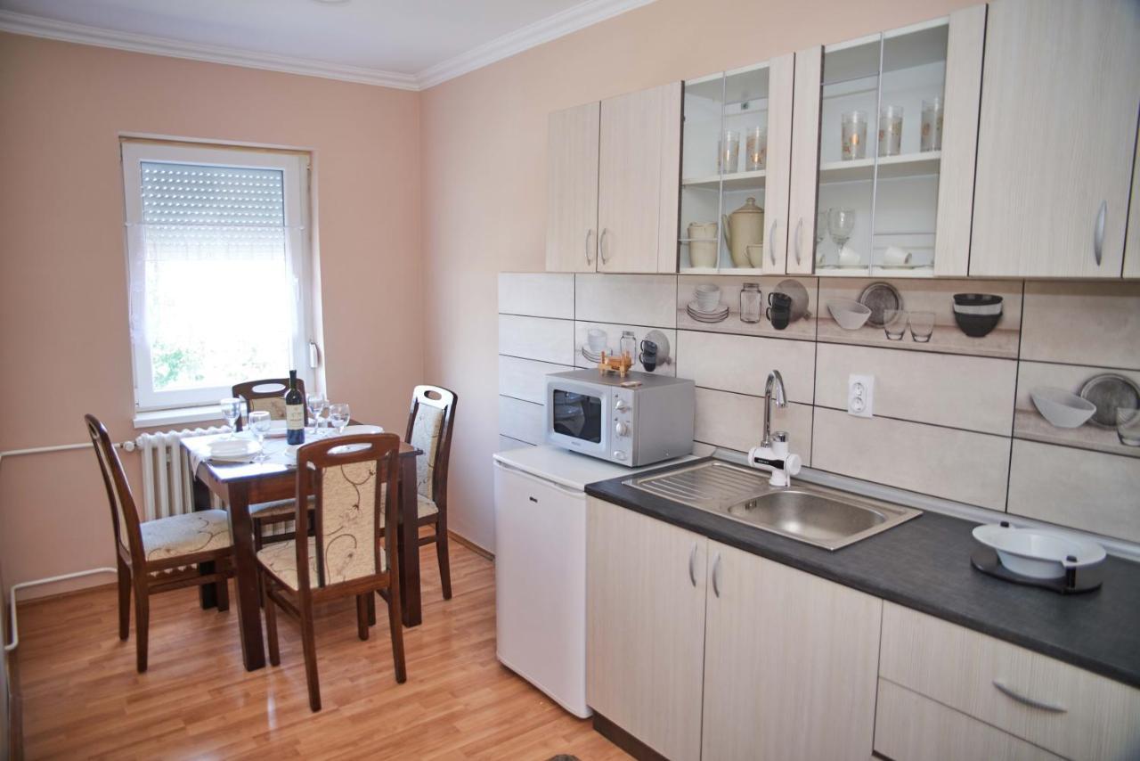 Apartman Ana Bečej Екстериор снимка