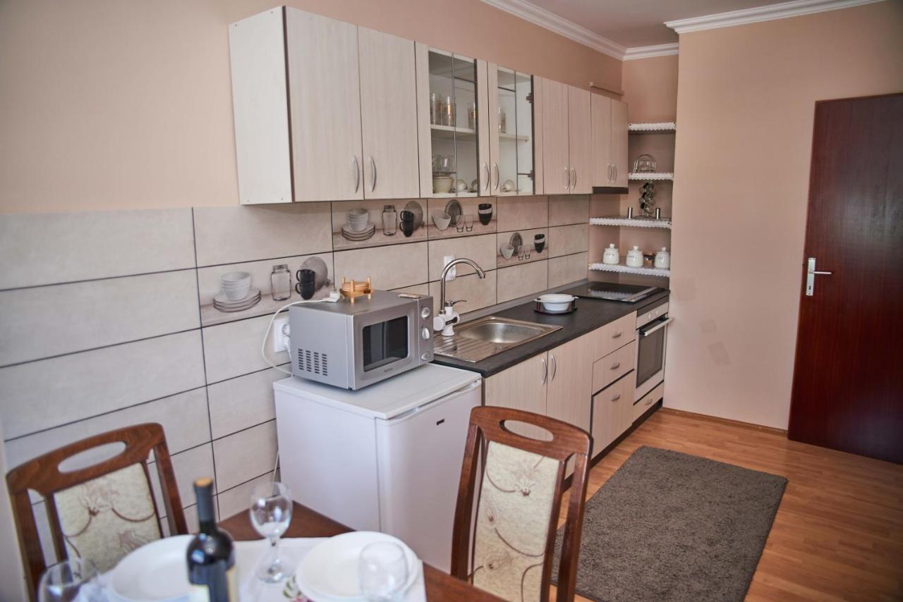 Apartman Ana Bečej Екстериор снимка